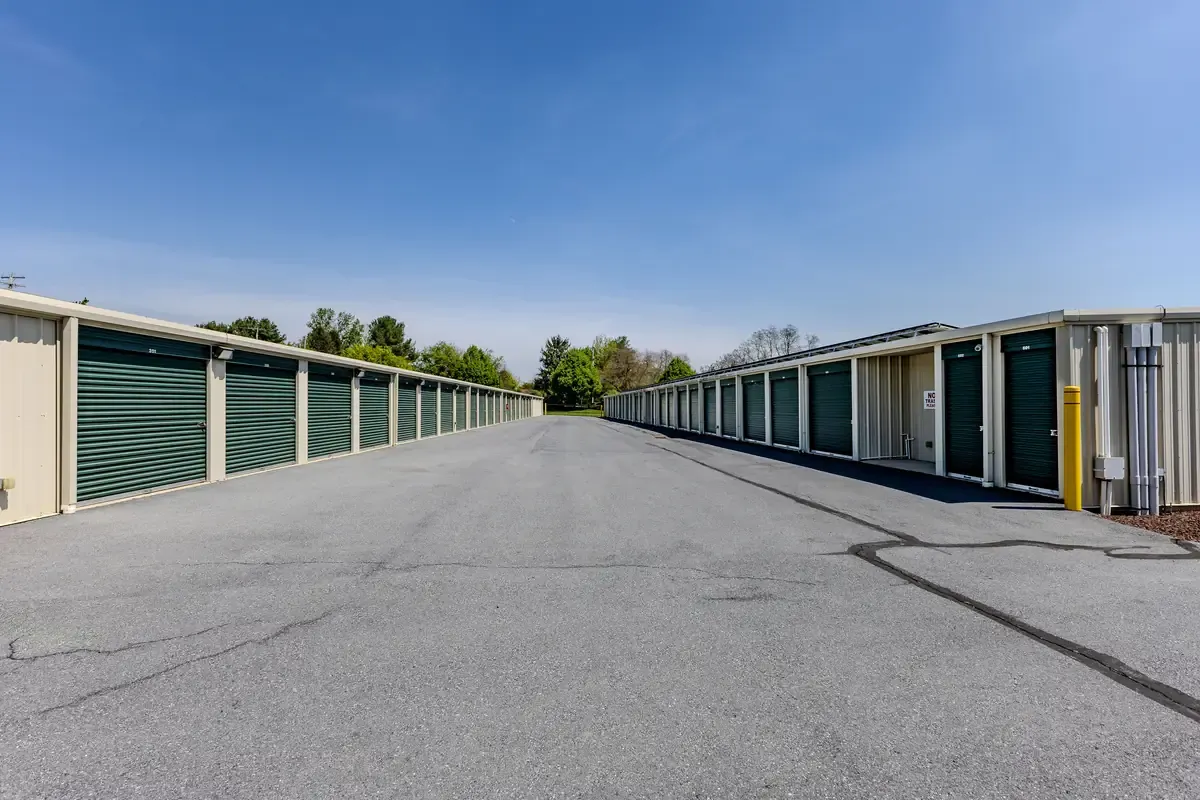 Drive aisle KO Storage of Columbia, Pennsylvania
